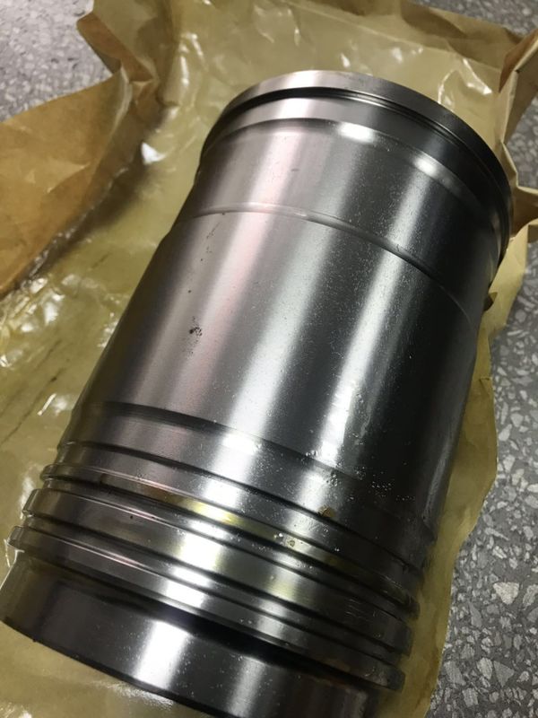 Cylinder Liner / Engine Cylinder Liner QD32 YJL Wkładka silnika i tłok OEM 11012-2S611